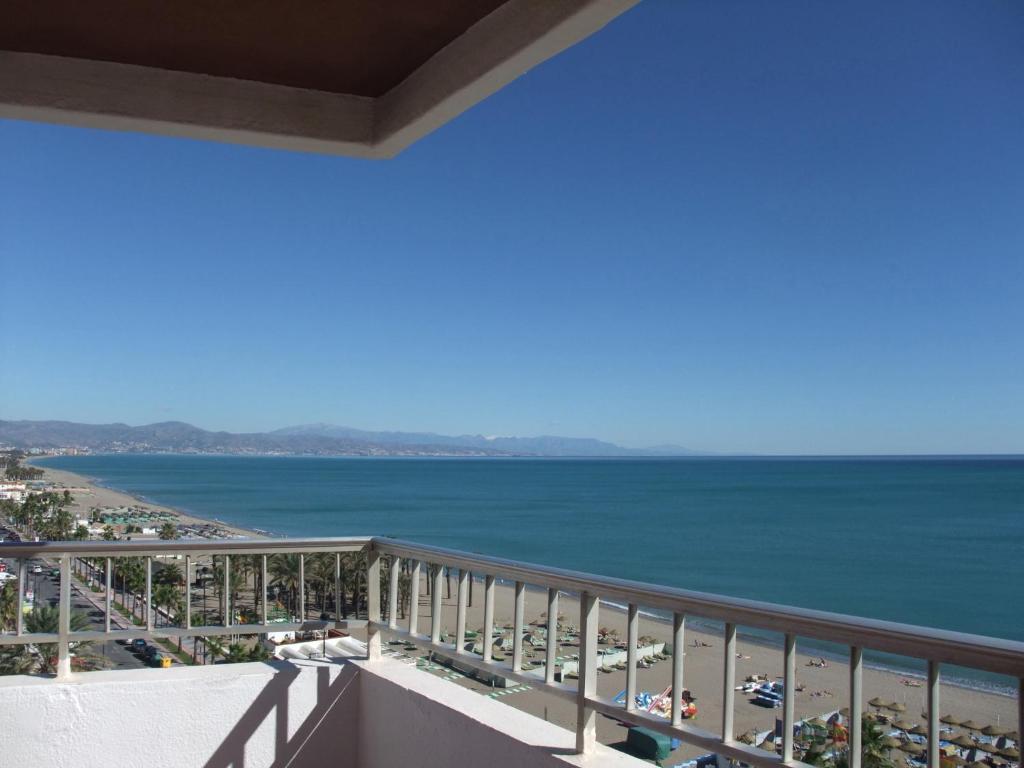 Apartamento com 1 Quarto e Vista Mar Parcial (2 Adultos + 2 Crianças)